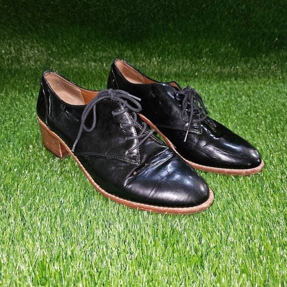 Louise et Cie Shoes Women’s 8M/38 Black Patent Leather Oxford Wooden Heel Point - Picture 2 of 10